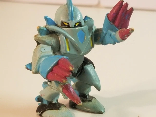 Vintage 1993 Z-bots Micro Machines BLAYDE Figure Galoob Used