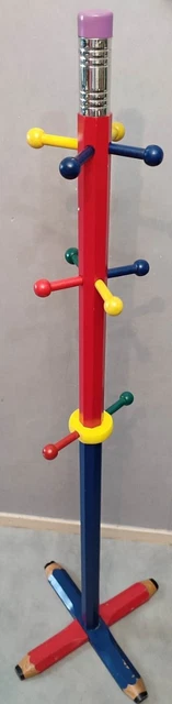Ancien porte-manteau enfant forme crayon bois design pierre sala vintage 1980
