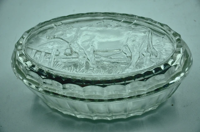 Grand beurrier en verre moulé Arcoroc