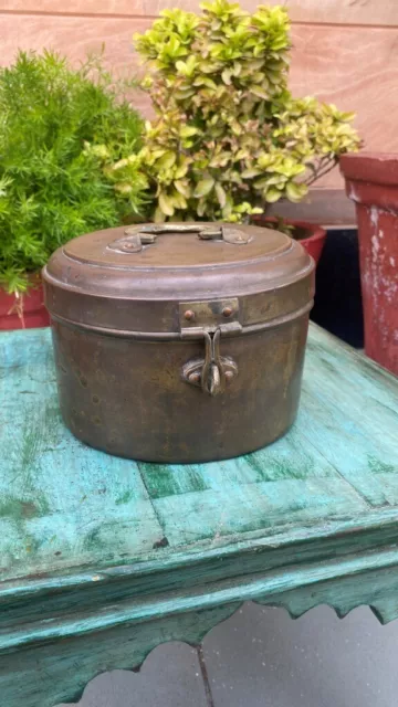 1870 Antique Original Bronze Handcrafted Indian Betel Nut Pandan Box Storage Box 2