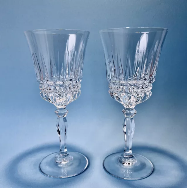https://www.picclickimg.com/QDwAAOSwCBFkztgY/2-Vintage-Crystal-Wine-Glasses-Cristal-Darques-Villeneuve.webp