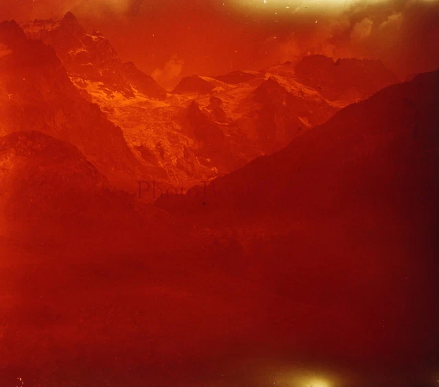 Montagne Effet Rouge Artistique Photo Plaque de verre Stereo Vintage
