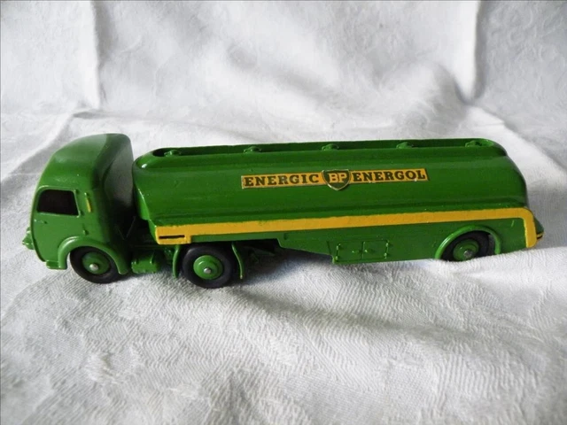 Dinky Toys Unic Izoard Porte-citerne Pompiers Var 1/55 - Modèle Artisanal Rare