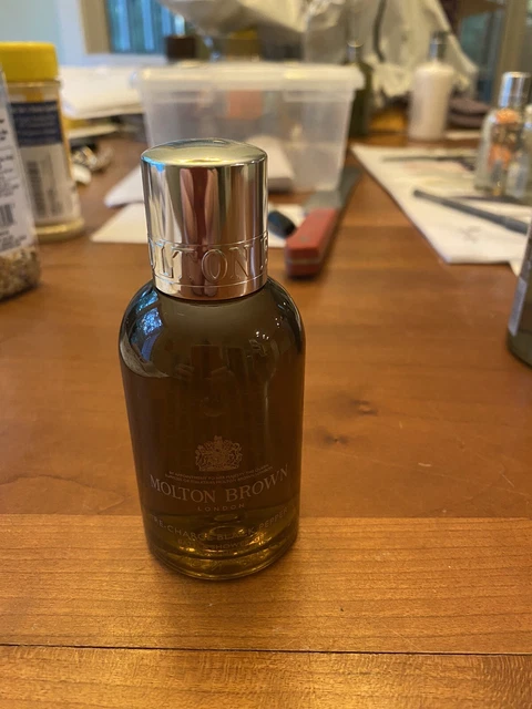 Gel de ducha y baño de pimienta negra Molton Brown recarga 3,3 oz 100 ml