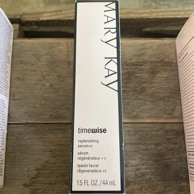 New In Box Mary Kay Timewise Replenishing Serum + C