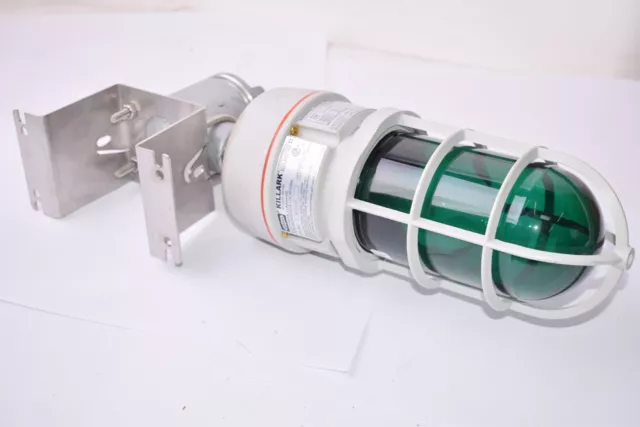 NEW HUBBELL KILLARK NV2IG15 Incandescent Light Fixture 277V MAX 50/60 Hz W/ Gree