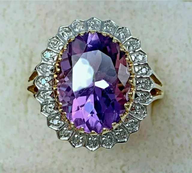 3 Karat ovaler simulierter Amethyst Halo Verlobungsring 14k gelbvergoldet versilbert