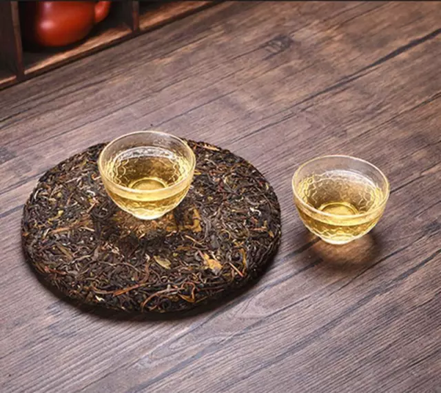 357g Yunnan Organic Pu-Erh Raw Tea Aged Dazhanhongtu Old Tea Trees Healthy Drink
