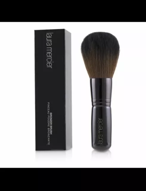 Laura Mercier Bronzer Brush Accessories Laura Mercier Bronzer Brush Accessories