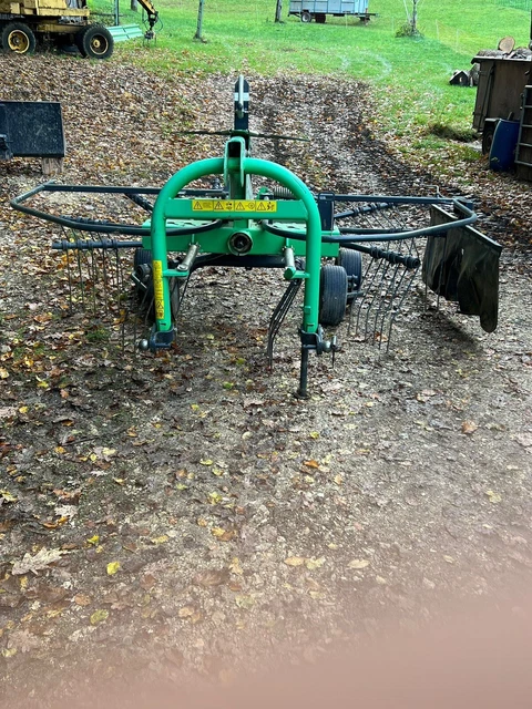 Deutz-Fahr Kreiselschwader 3421
