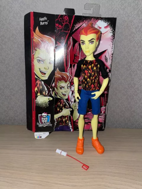Monster High Doll Heath Burns Ghoul Fair complet