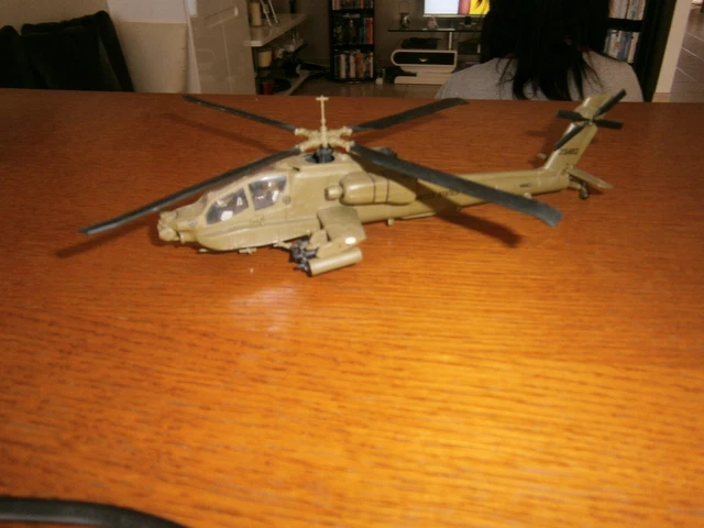 Hélicoptère Apache AH-64 Ixo – Échelle 1/72 – Neuf Sous Blister – Combat Air Et Sol