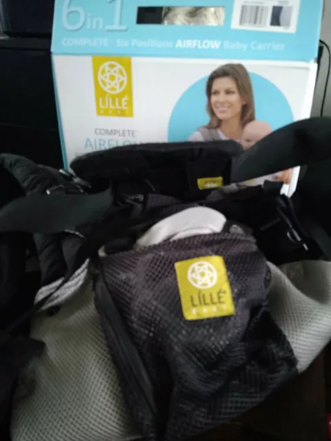 Lillebaby baby carrier