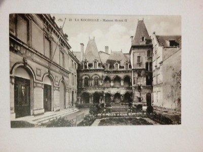 FA et Ce Maison Henri II 354489 CPA La ROCHELLE 
