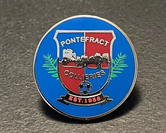 PONTEFRACT COLLIERIES FC Non-League football pin badge
