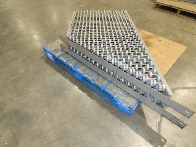 30"x 60" Butt Spur Steel Skate Wheel 45° Diverter Gravity Conveyor 2-Sections 30"x 60" Butt Spur Steel Skate Wheel 45° Diverter Gravity Conveyor 2-Sections