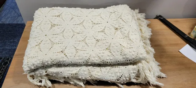 Vtg Cotton Ivory Hand Crocheted Coverlet BEAUTIFUL HANDMADE Queen/King 74"x"107