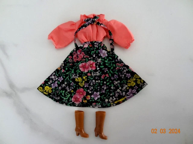 ANCIENNE POUPÉE TRESSY Bella mèche 3114 vintage à restaurer + garde robe EUR 9,00 - FR