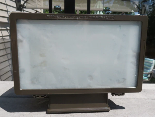 Hubbell 250W Industrial Light