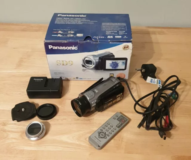 Panasonic HDC-SD9 Camcorder With Charger And Box Tested And Working