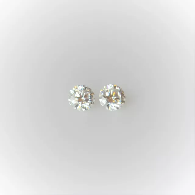 Paire de Moissanite Blanches (IJ) 2 x 0,30 ct - VVS1  - Certificats GLS