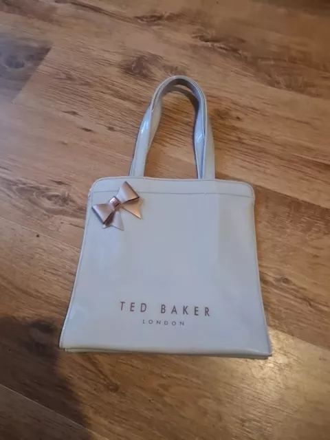 Ted baker on sale aracon bag