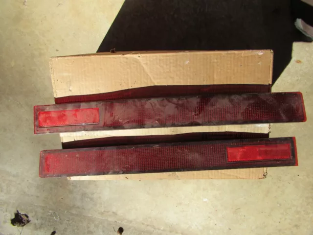 1977 MG Midget rear reflectors, red, good condition