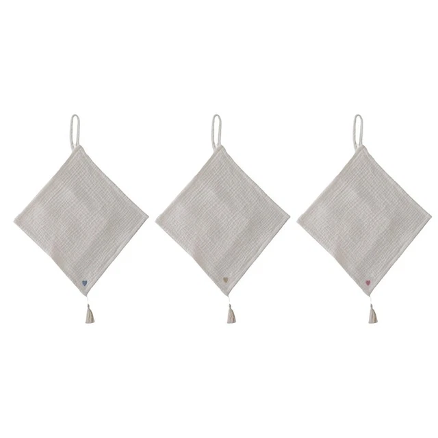 Convenient Square Bibs for Parents Small Baby Burp Cloths with Heart Pattern