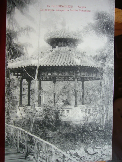 CPA Indochine Cochinchine Saigon  Le nouveau kiosque du Jardin Botanique Poujade