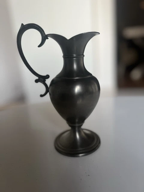 Pichet Aiguière Laiton Patiné Antique – Collection Poterie Indienne