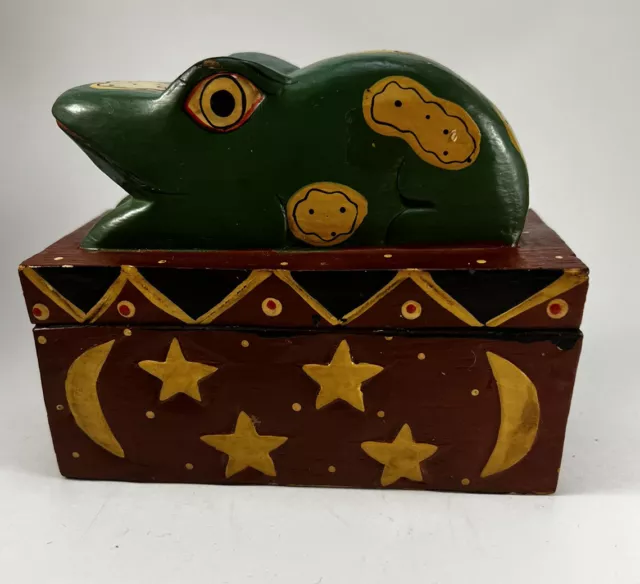 VTG  Wooden Trinket Box With Frog  Hand Painted Folk Art Whimsical