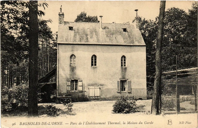 CPA BAGNOLES-de-l'ORNE - Parc de l'Établissement Thermal la Maison (435291)