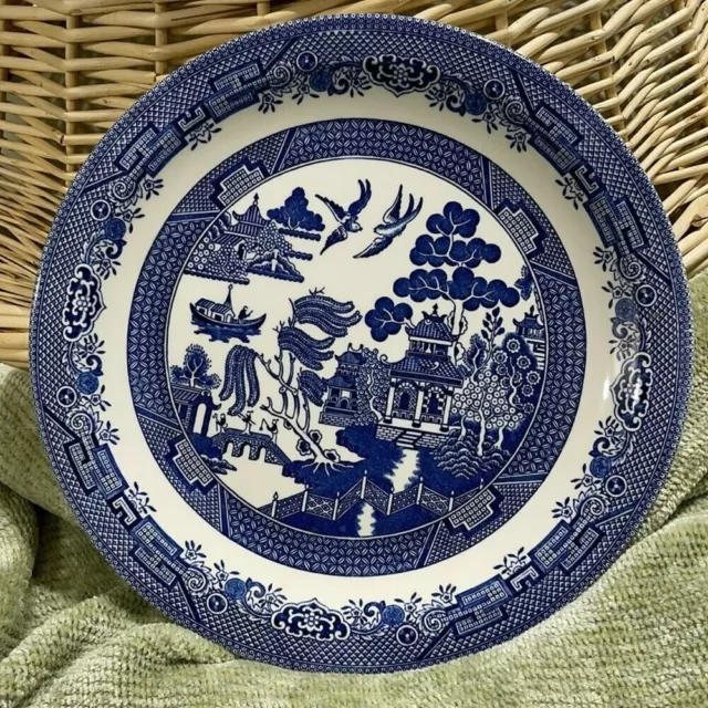 Beautiful Churchill Blue Willow Round Platter 12.75”