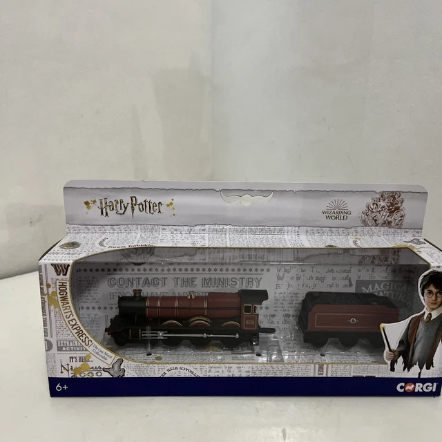 HARRY POTTER HOGWARTS Express Diecast Metal Display Train Model