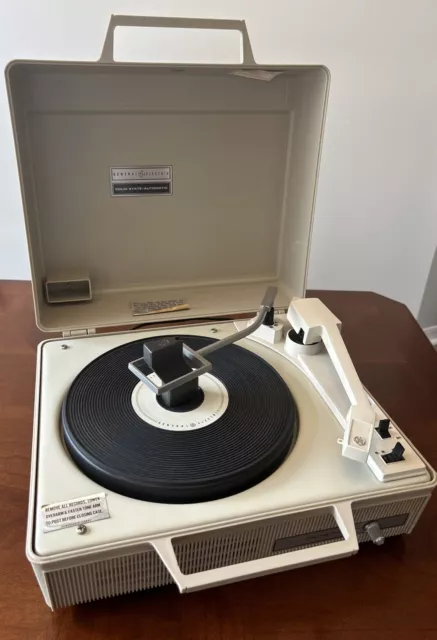 Vtg General Electric V631n Portable Record Player, Solid State Automatic 4-Speed