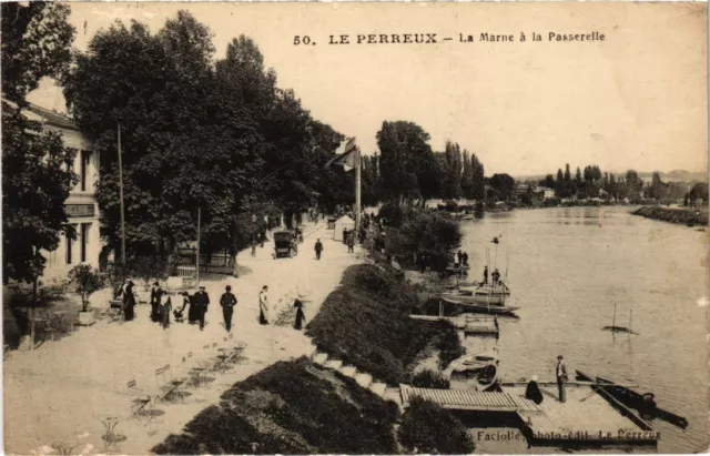 CPA Le Perreux La Marne a la Passerelle (1348520)