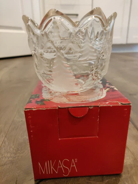 Mikasa Christmas Story Crystal Clear Glass Votive/Tea Light Candle Holder 3"