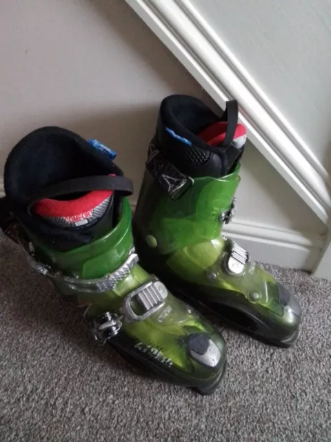 Atomic t11 online ski boots