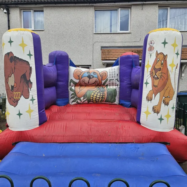 *15Ft L X 12Ft W*  🐵🐯 Animal Jungle 🦓🐻 Commercial Bouncy Castle + Delivery!