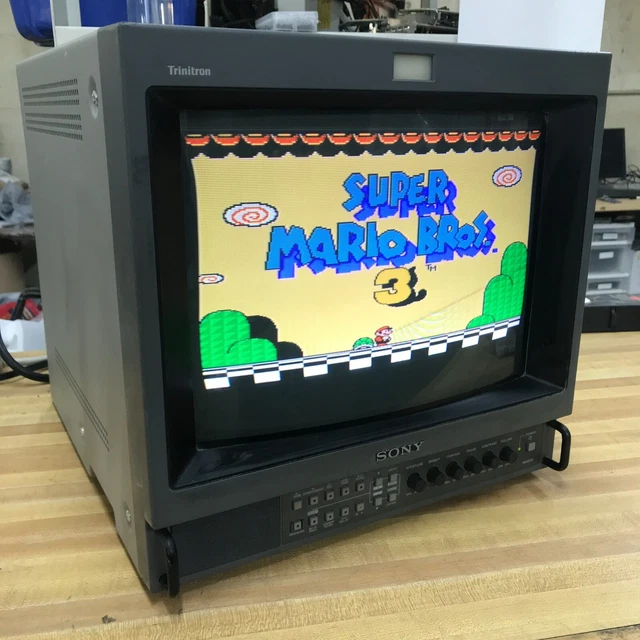 Moniteur Vidéo Professionnel Sony PVM-6030ME - 5 Pouces, Vintage, Occasion Fonctionnel