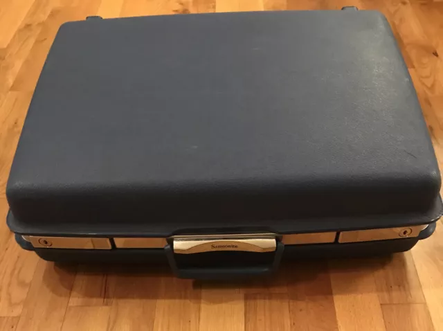 Vintage Samsonite Saturn Blue Hard Suit Case Travel Luggage 21x16x7 Mid-century