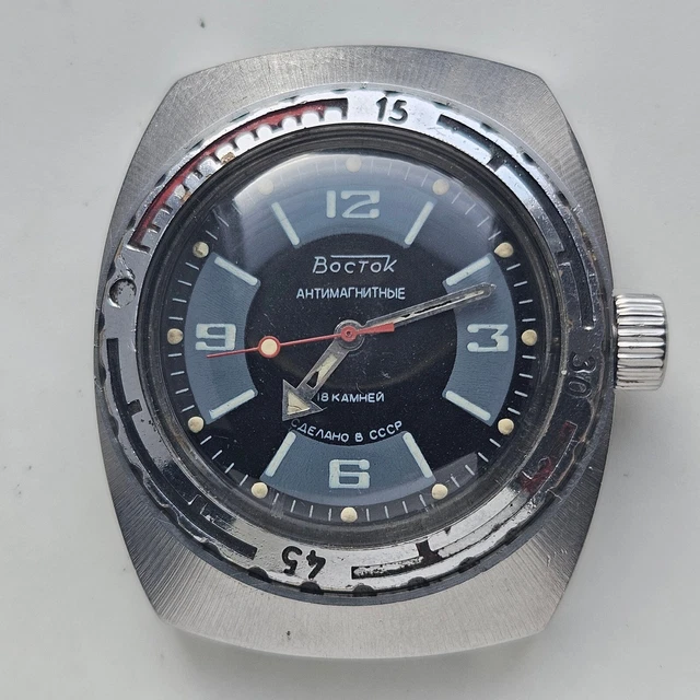 Montre Vintage VOSTOK AMPHIBIA URSS Années 70 - Mécanique Automatique, Style Militaire, Cadran Bleu CCCP