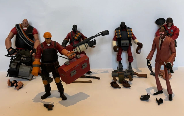 NECA TEAM FORTRESS 2 Figure Set Spy Engineer Soldier Heavy Pyro