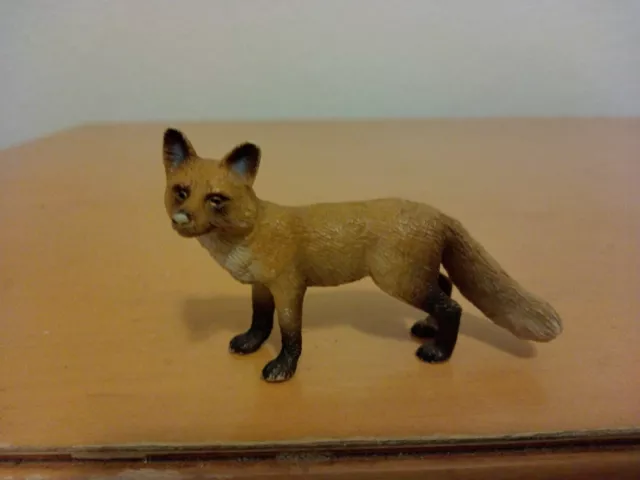NEW Schleich Red Fox (14648) RETIRED