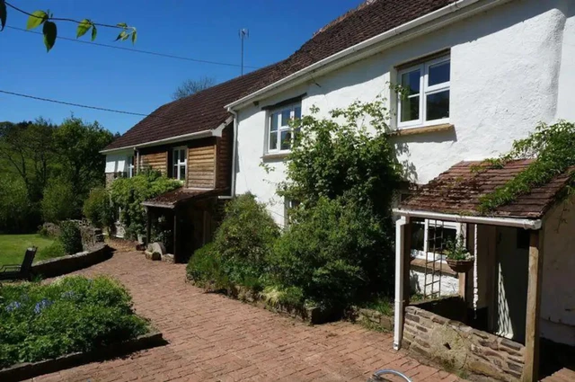Beautiful Lifestyle Property in Taw Valley, Devon. 12 Acres. Rivers. Woodlands. 3