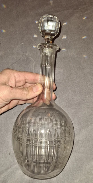 Baccarat Carafe à eau ou vin en cristal taillé modèle Cavour