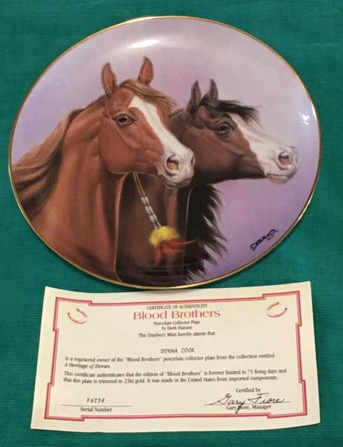 1993 Retired Danbury Mint Arabian Horse Plate GOLDEN LIGHTS by Susie Morton COA