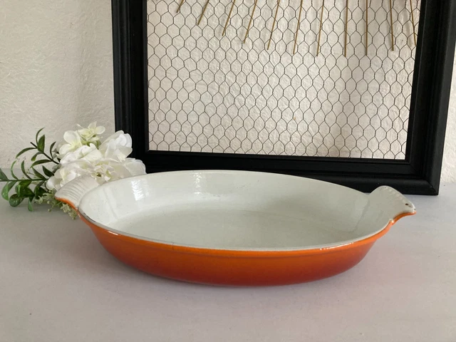 525⚜️ Ancien Plat Rond en Fonte Émaillée Cousances Orange 18