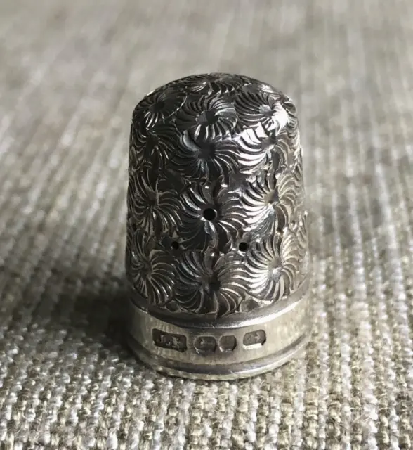 Antique James Fenton Silver Thimble Daisy Hallmarked Birmingham 1916