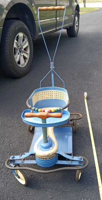 Vintage 1940’s TAYLOR TOT BABY STROLLER WALKER SCOOTER BUGGY w/ HANDLE.